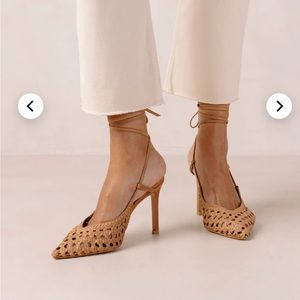 ALOHAS Sandstorm strappy heels in Camel - 39